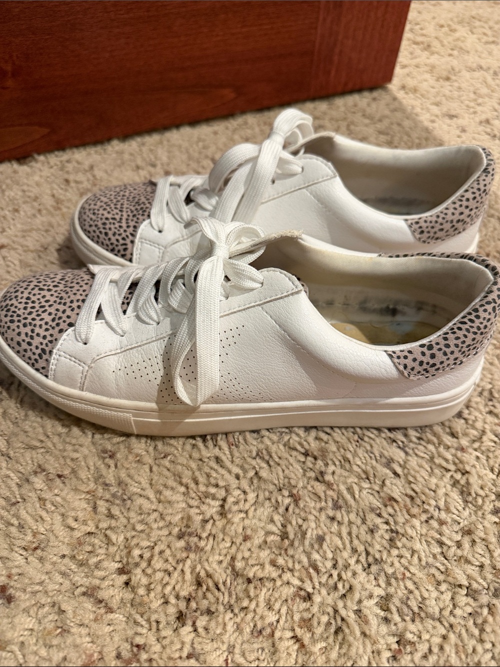 Target Women's White Sneakers with Speckled Taupe Accents